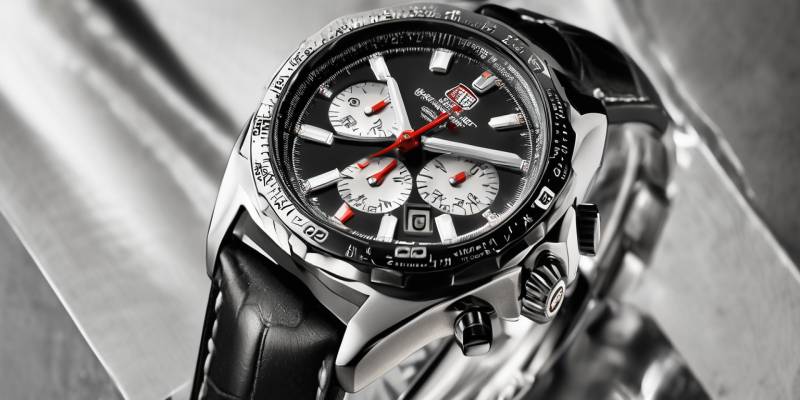 Use this Tag Heuer serial number check guide to locate your watch’s serial number, understand what it can reveal (model family, production details, and service history), and verify authenticity. Learn where to find the serial on the caseback or lugs, how Tag Heuer reference numbers differ from serial numbers, what red flags to watch for on engravings and paperwork, and when to contact an authorized dealer or Tag Heuer service center for confirmation.
